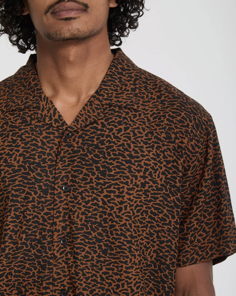 Camisa Volcom Utopias Print - Brown Horn