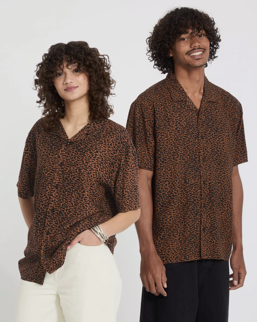 Camisa Volcom Utopias Print - Brown Horn
