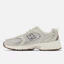 Zapatillas New Balance 530AAM - Moonbeam con Sea Salt y Black