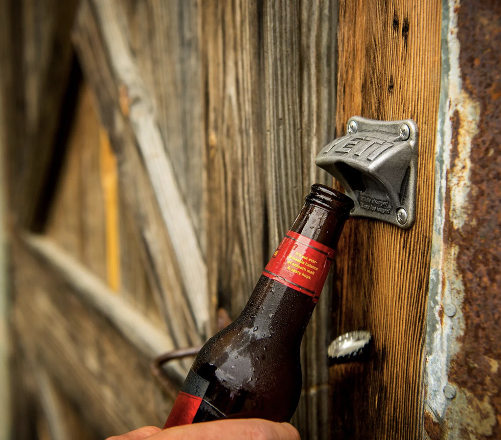 Abrebotellas de Pared Yeti