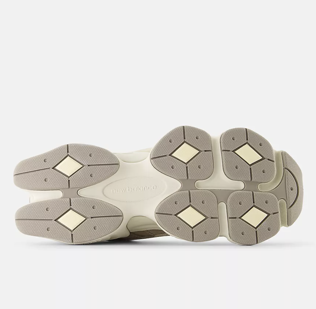 Zapatillas New Balance 9060ERC - Mushroom con Arid Stone