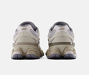 Zapatillas New Balance 9060 - Timberwolf con Driftwood