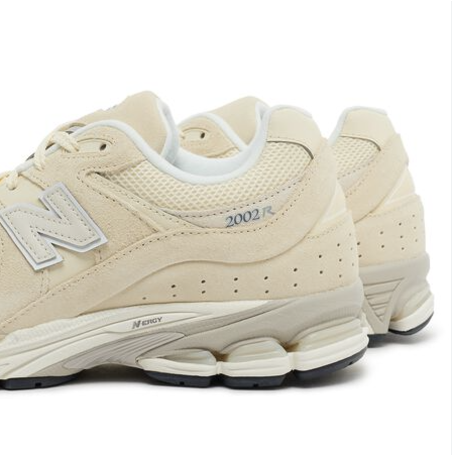 Zapatillas New Balance 2002RFI - Beige