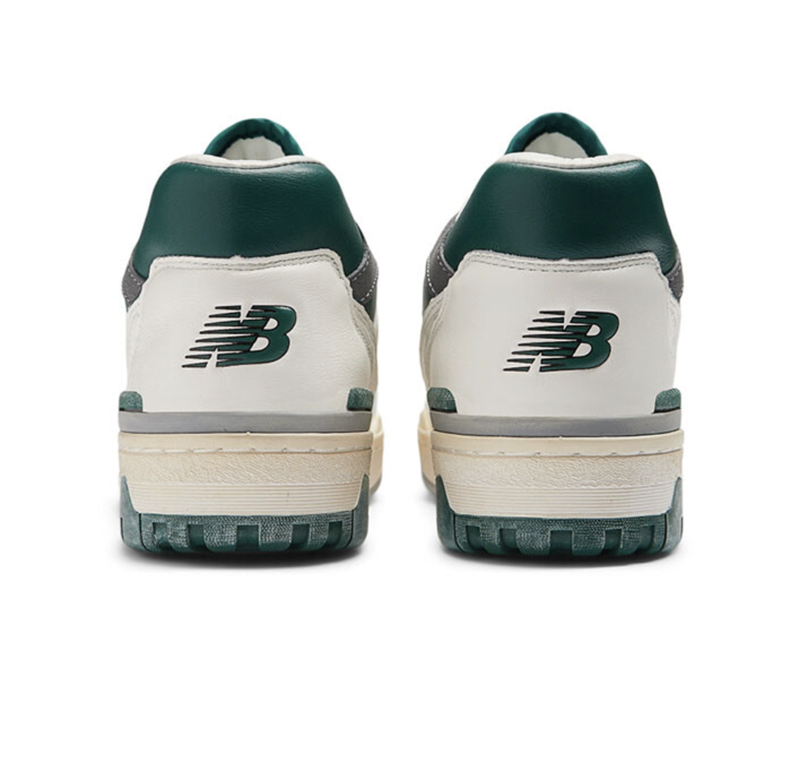 Zapatillas New Balance 550VTG - Sea Salt con Marsh Green y Shadow Grey