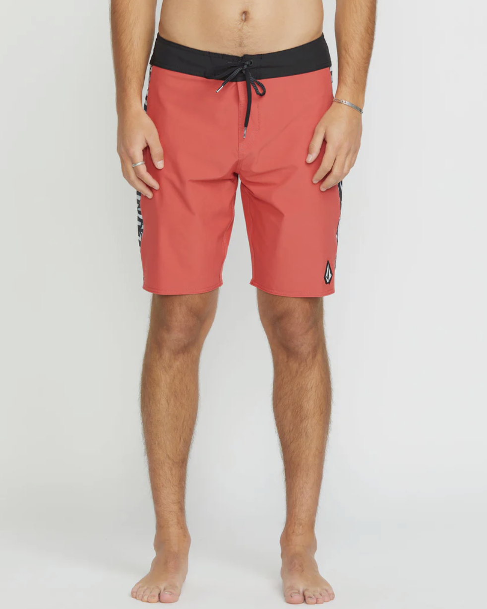 Bañandor Volcom Mingle Mod 20&quot; - Cranberry