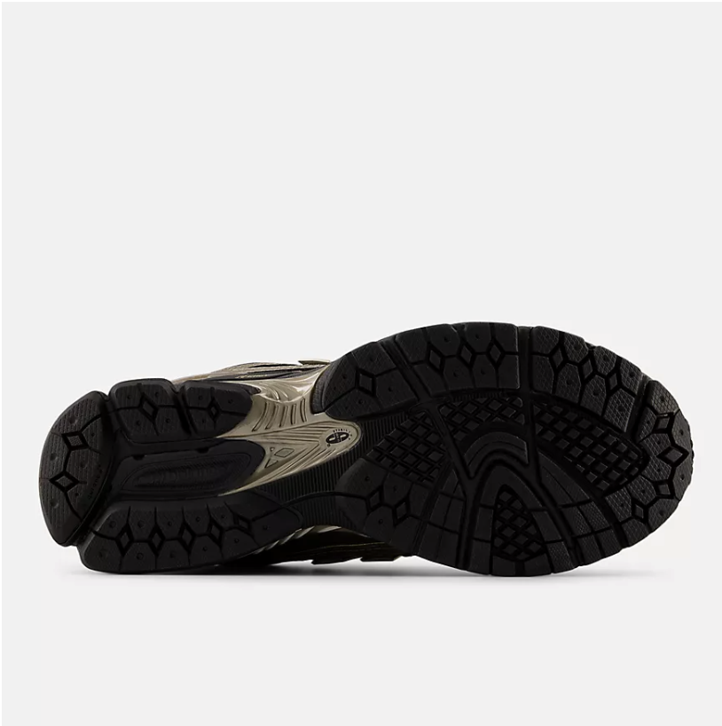Zapatillas New Balance 1906RCJ - Mushroom con Black y Black Metallic