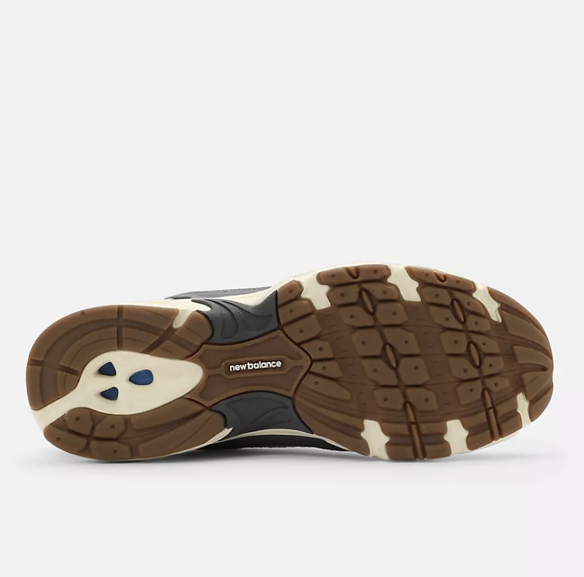 Zapatillas New Balance 530ASM - Turtledove con Angora y Mushroom