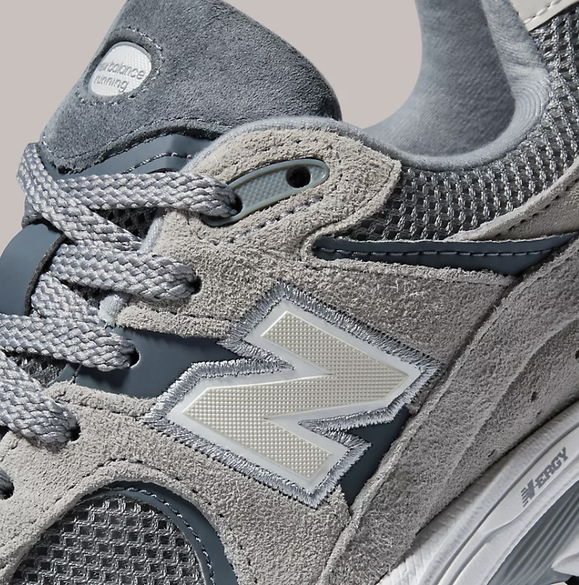 Zapatillas New Balance 2002RST - Steel con Lead y Orca