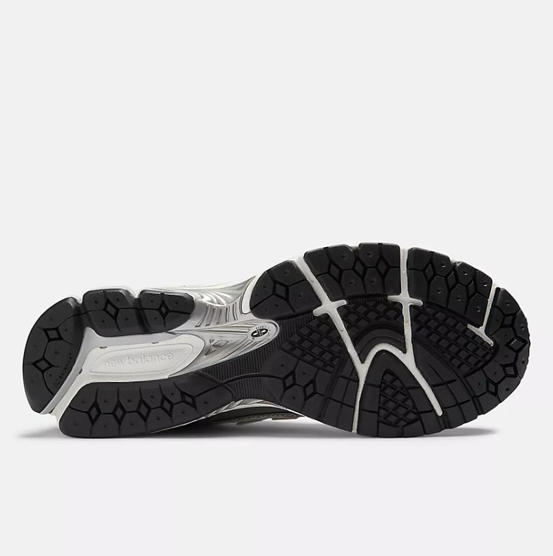 Zapatillas New Balance 1906RER - Metallic Silver con White y Sea Salt
