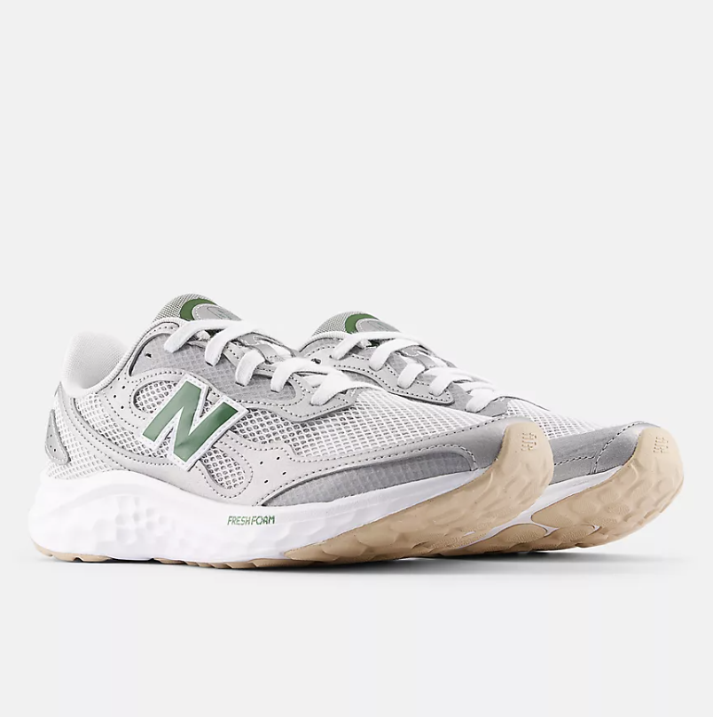Zapatillas New Balance Arishi v4 Tiralux ARISTA4 - Raincloud con Silver Metallic y Dark Alpine Green