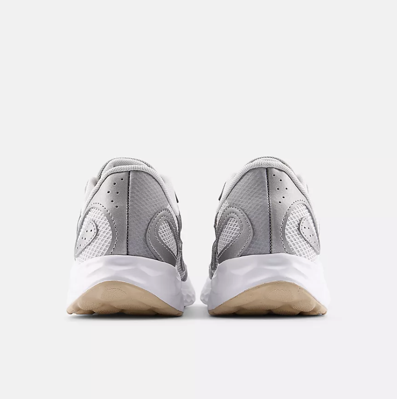 Zapatillas New Balance Arishi v4 Tiralux ARISTA4 - Raincloud con Silver Metallic y Dark Alpine Green