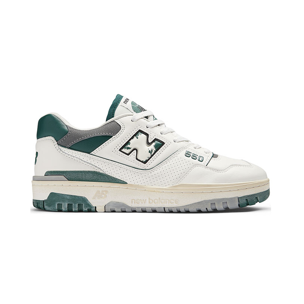 Zapatillas New Balance 550VTG - Sea Salt con Marsh Green y Shadow Grey
