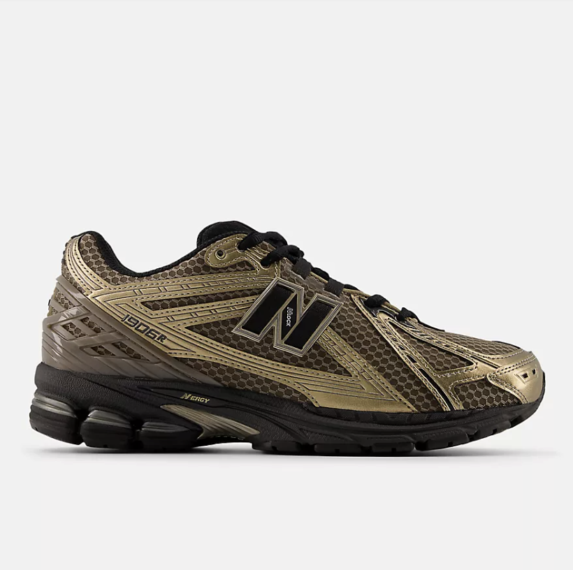 Zapatillas New Balance 1906RCJ - Mushroom con Black y Black Metallic