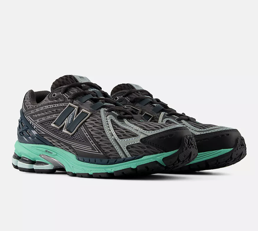 Zapatillas New Balance 19068O6 - Black Metallic con Deep End